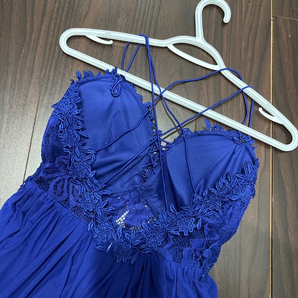 small gorgeous violet long evening dress maxi lace low back - Picture 2 of 5